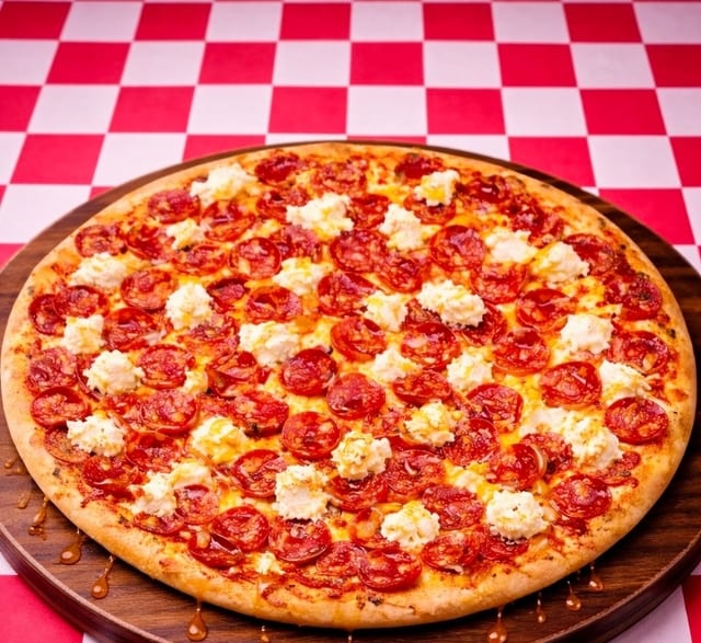 Lg Pepperoni Bomb Pizza 16(Italian Style).