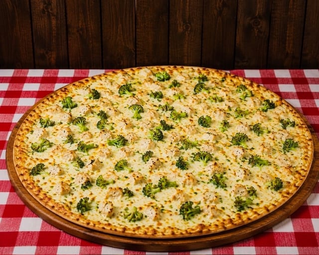 Lg Grilled Chicken Broccoli Alfredo Pizza 16(Italian Style).