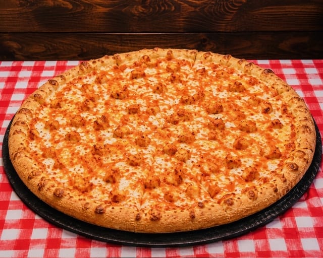 Large Buffalo Grilled Chicken Pizza 14(Greek style).