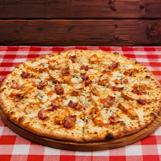 Lg Buffalo Blue Bacon Pizza 14 (Italian Style).
