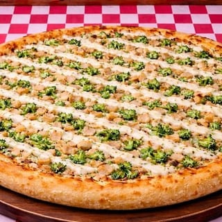 Large Grilled Chicken Broccoli Alfredo Pizza 14(Greek Style)