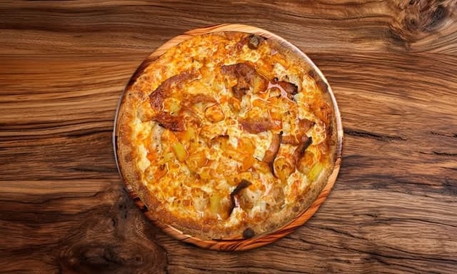Small BLT Pizza 10 (Greek style).