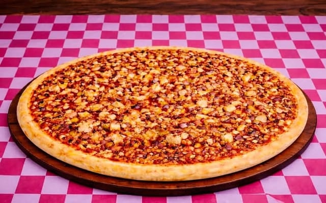Lg BBQ Crispy Chicken Pizza 16 (Italian style).